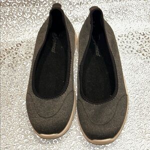 Spenco women’s black loafers